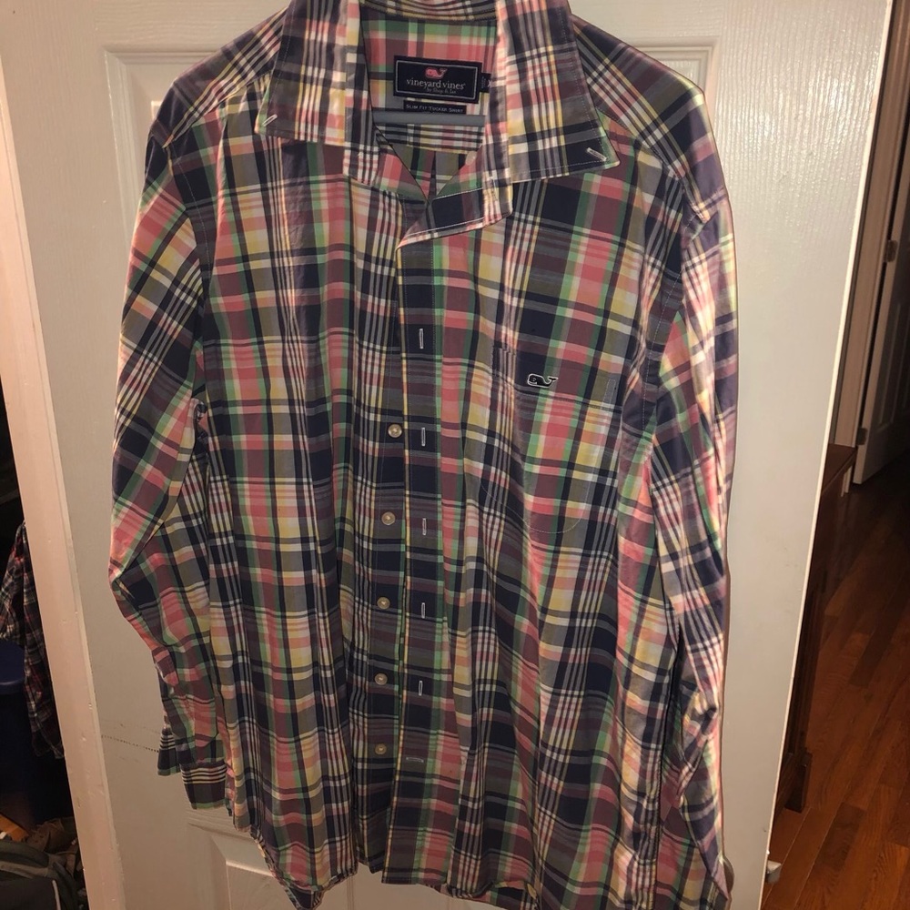 Vineyard vines